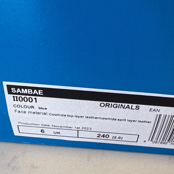 Adidas Denim and White Striped Sneakers Brand New - Picture 5 of 6